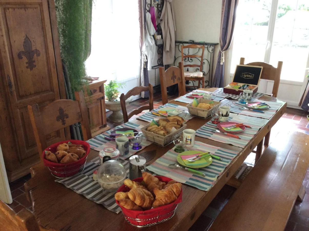 Bed and Breakfast L'Orme Des Voyageurs Boutigny Экстерьер фото